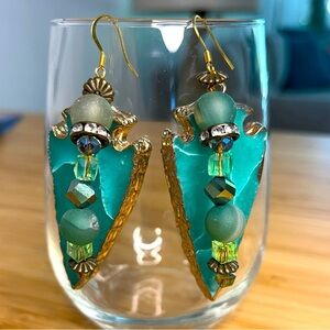 Teal arrowhead earrings with gold trim, vintage